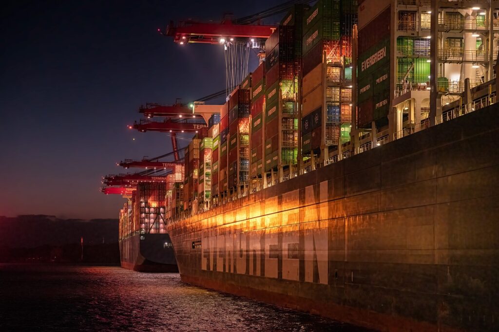 port, container ship, night-7418239.jpg